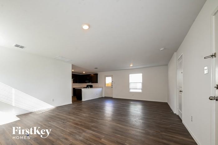 5815 Grindstone Dr - Photo 2 of 15