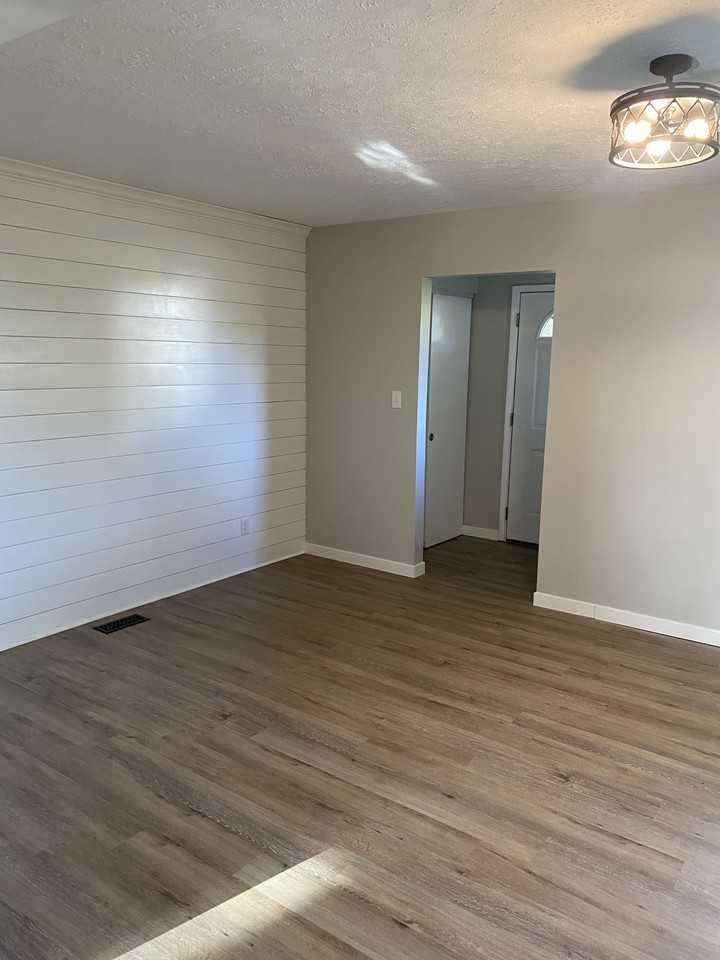 245 Kesling Dr #NA - Photo 3 of 9