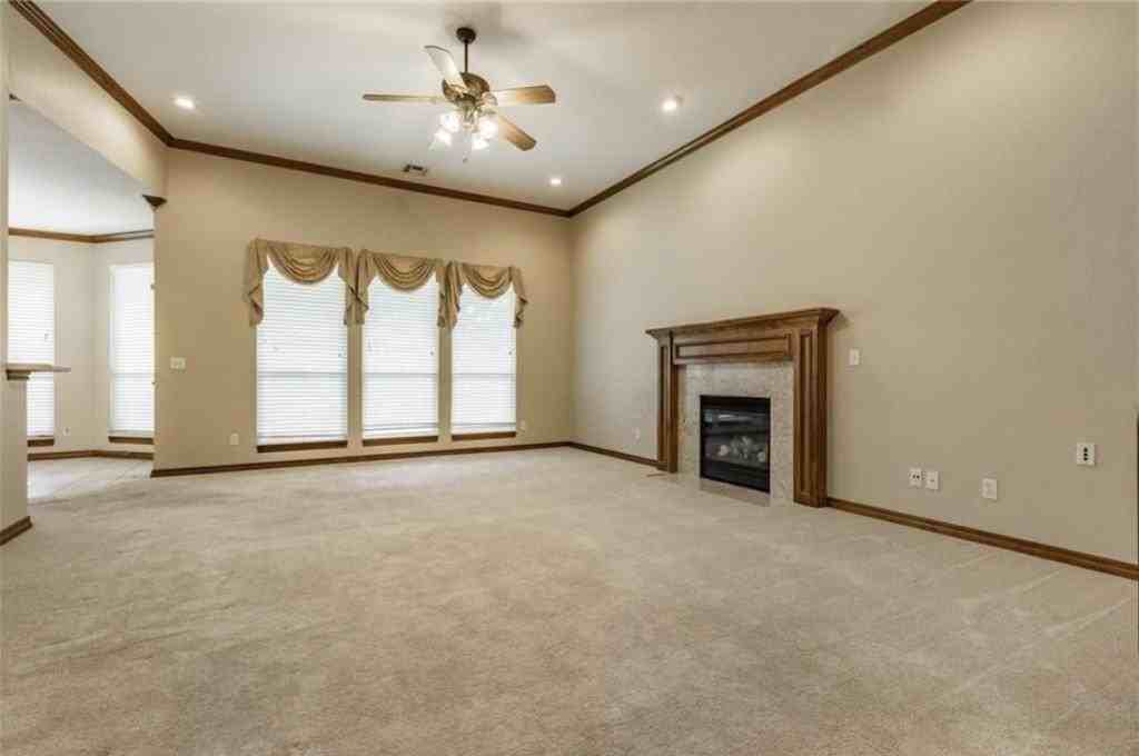 2828 Canton Ln - Photo 2 of 14