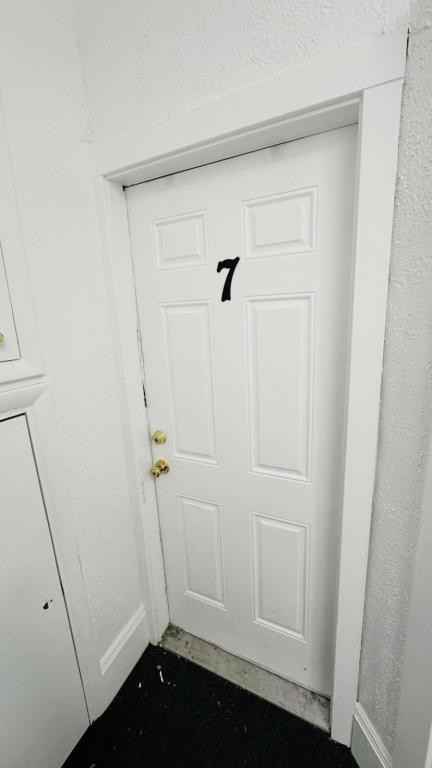 2102 Jefferson Ave - Photo 2 of 4