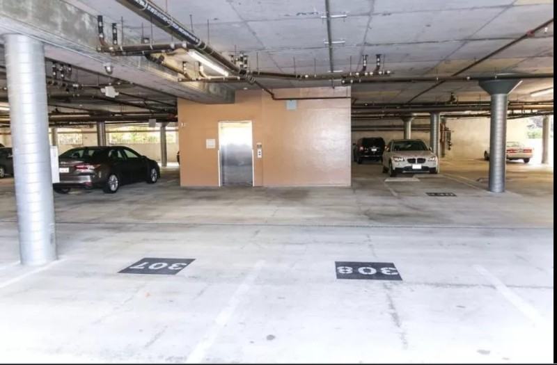 7677 Mission Gorge Rd - Photo 6 of 17