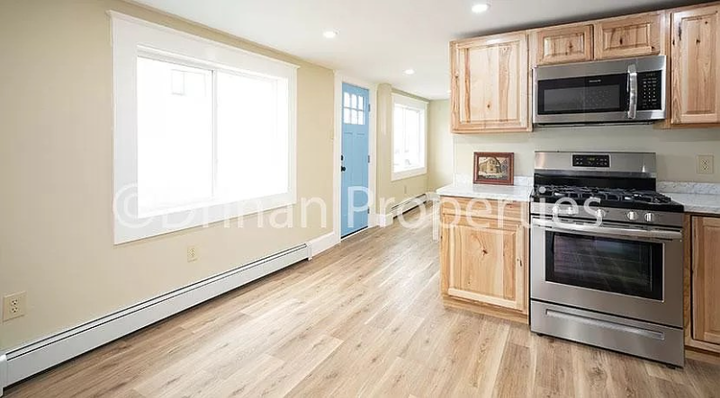 53 Brattle St - Photo 2 of 10