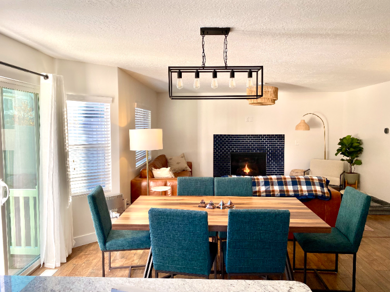 921 S Chestnut Dr - Photo 2 of 32