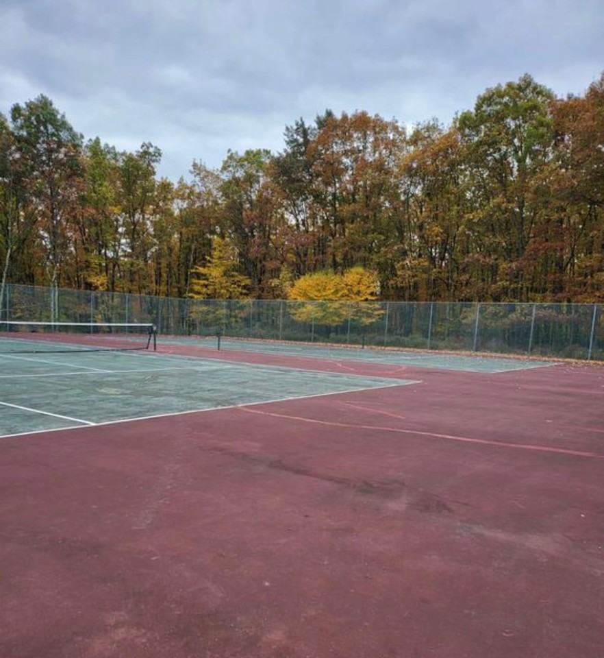 674 Rainbow Ter #NA - Photo 2 of 21