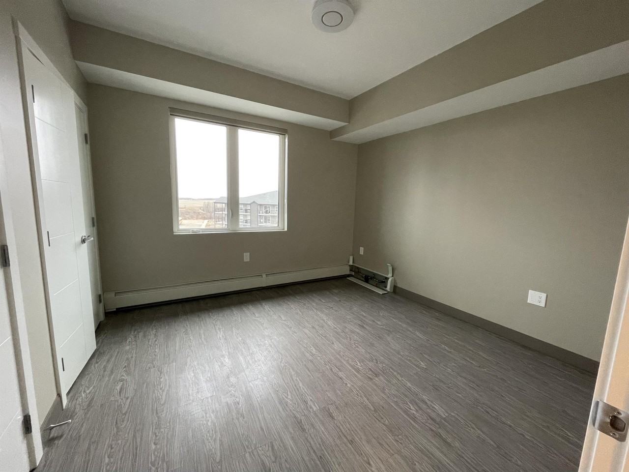 2422 206-2424 Buhler Ave #206 - Photo 2 of 16