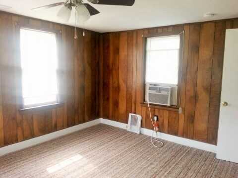 810 Beech St - Photo 3 of 8