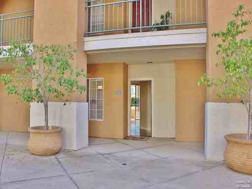 2150 Camino De La Reina #105