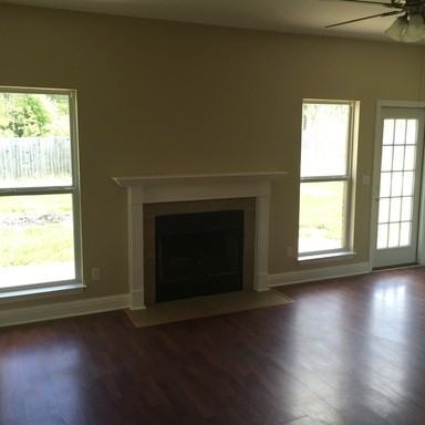 21588 Briar Cliff Dr - Photo 2 of 24