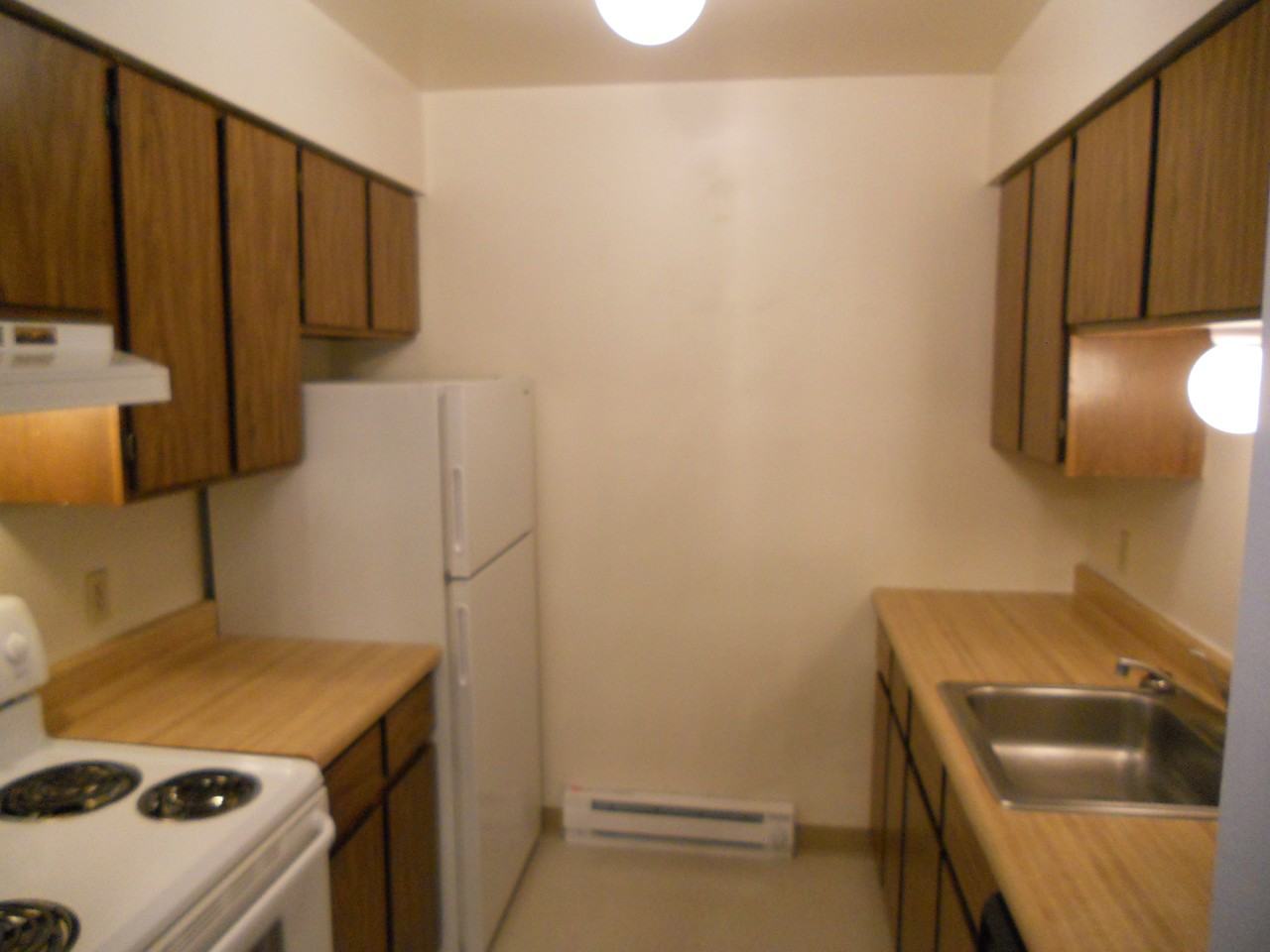 1315 E Broadway St #9 - Photo 2 of 6