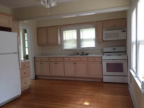 2213 Elizabeth Ave - Photo 3 of 14
