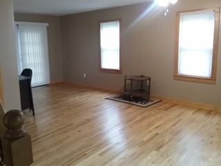 509 Knollwood St - Photo 3 of 6