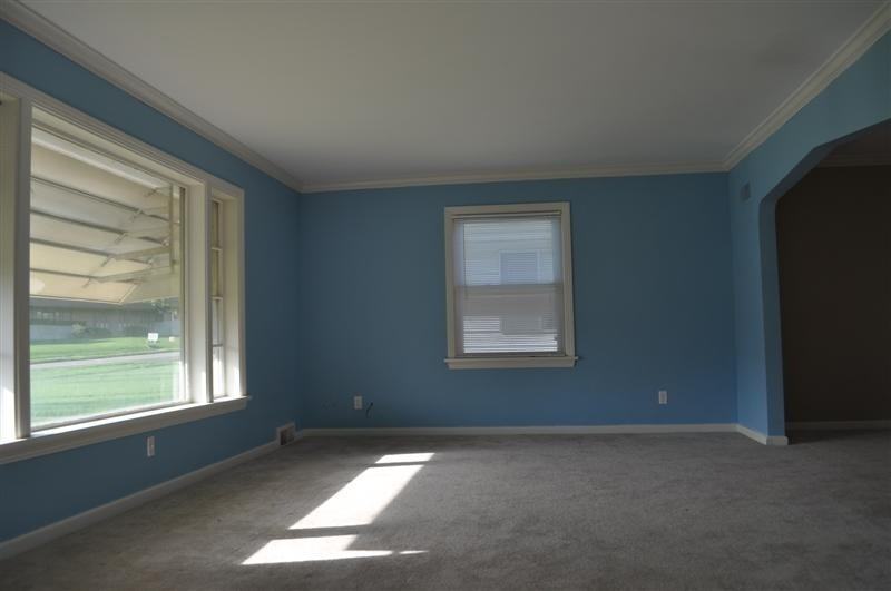 5007 Fairfield Ave - Photo 3 of 17