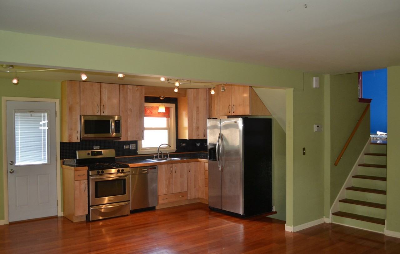 505 N Michigan Ave - Photo 3 of 12