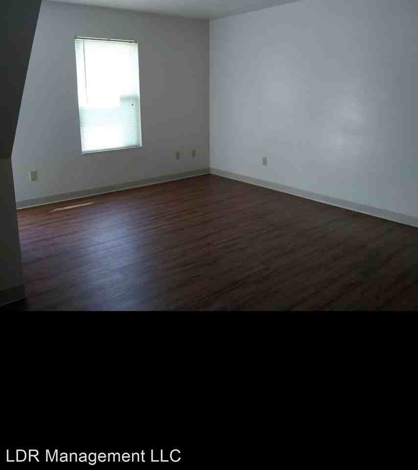 2000-2026 Beechrock Circle - Photo 2 of 5