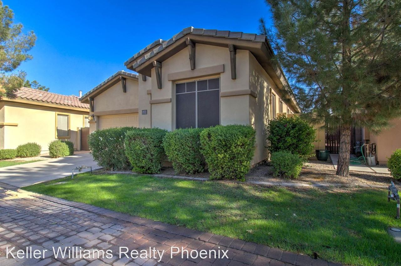 1833 W Periwinkle Way - Photo 2 of 45