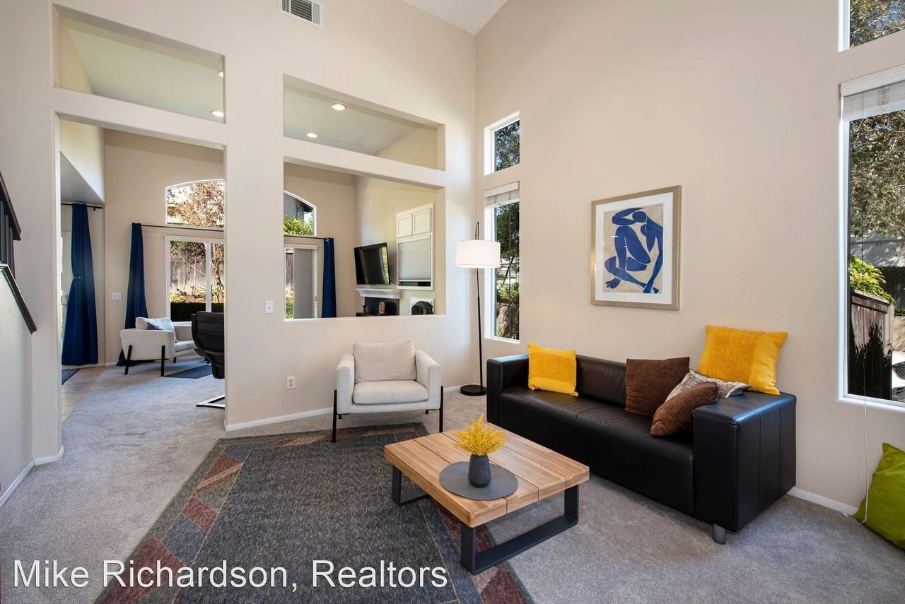 6859 Silkberry Ln - Photo 3 of 22