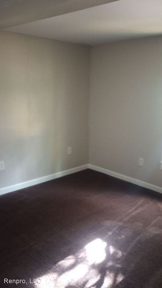 13 Cross Street - Photo 2 of 20