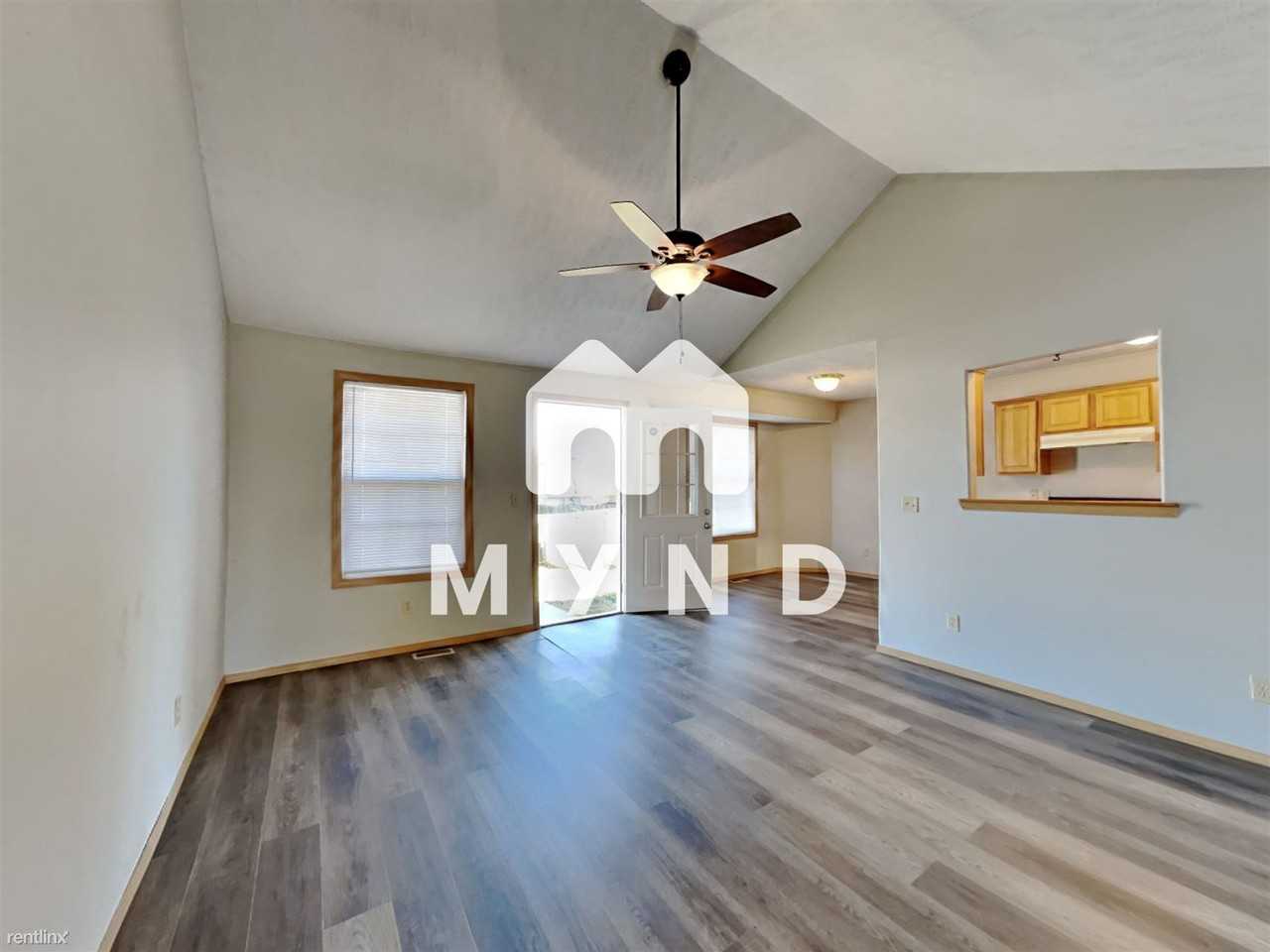 720 N Pinewood Ave - Photo 2 of 21