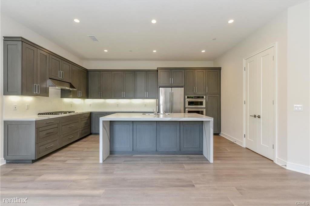 121 Linda Vis - Photo 3 of 9