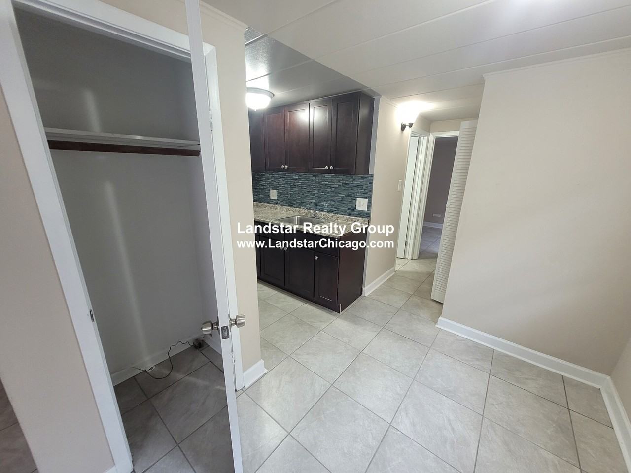 9612 Ivanhoe Ave #2 - Photo 3 of 8