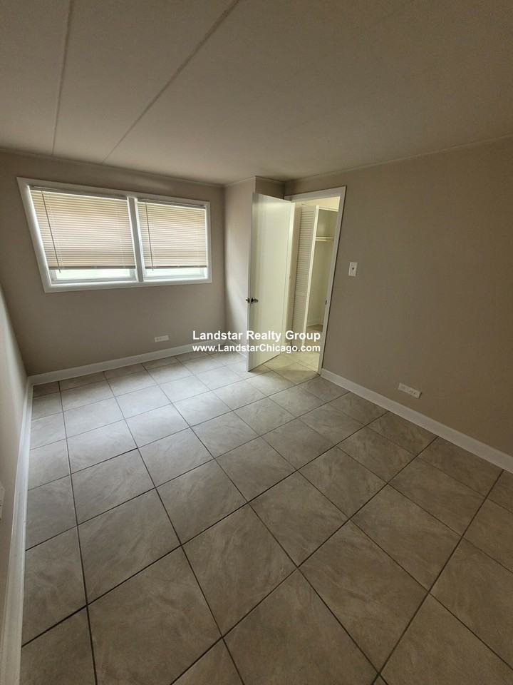 9612 Ivanhoe Ave #2 - Photo 7 of 8