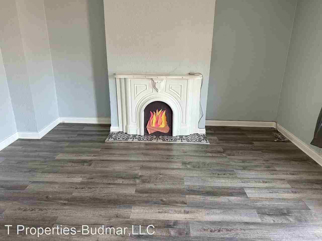 351 South B Street - Photo 2 of 28