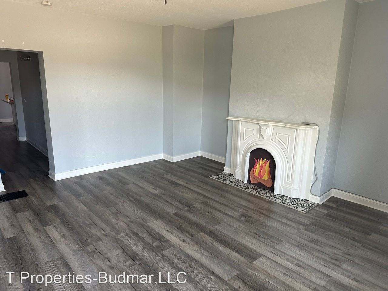 351 South B Street - Photo 3 of 28