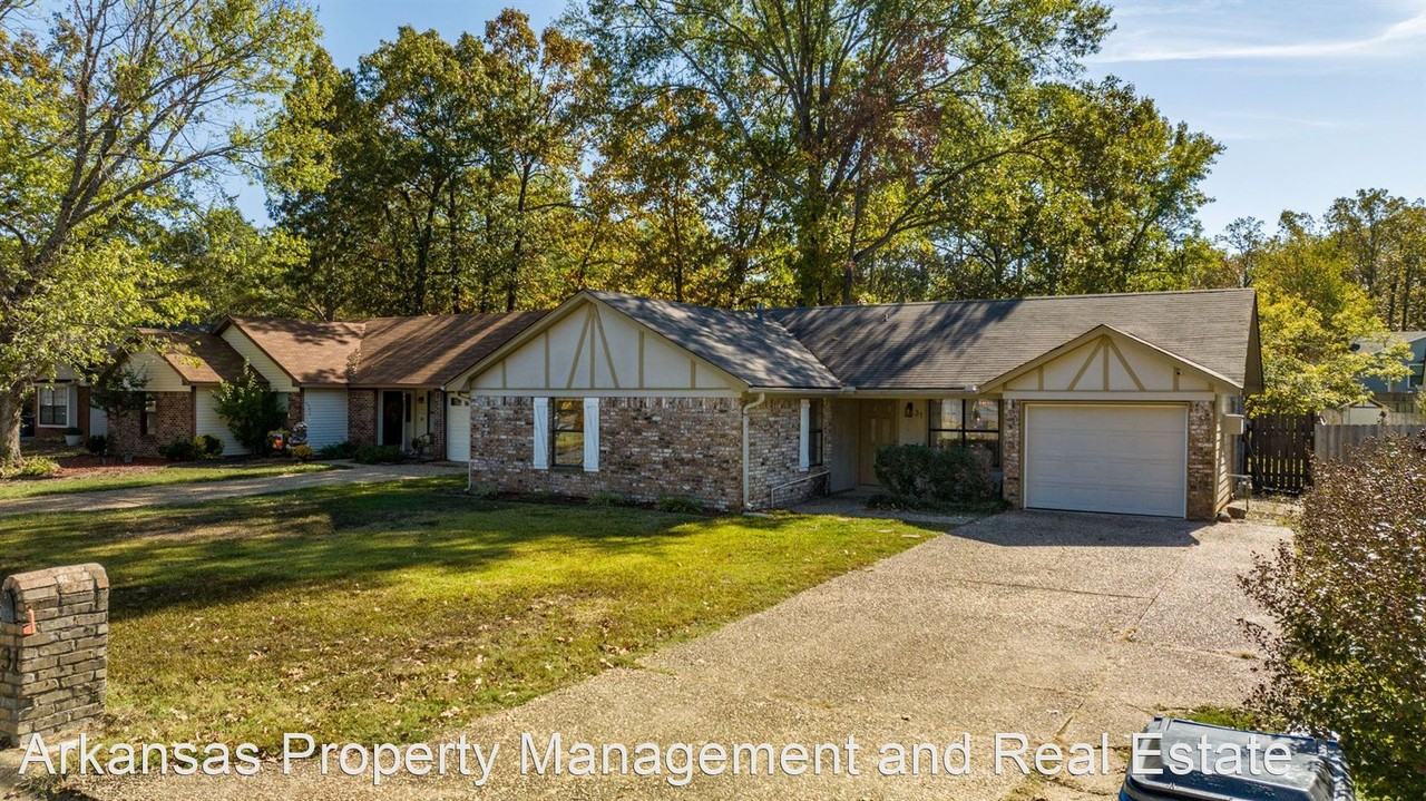 31 Oak Forest Dr - Photo 3 of 42