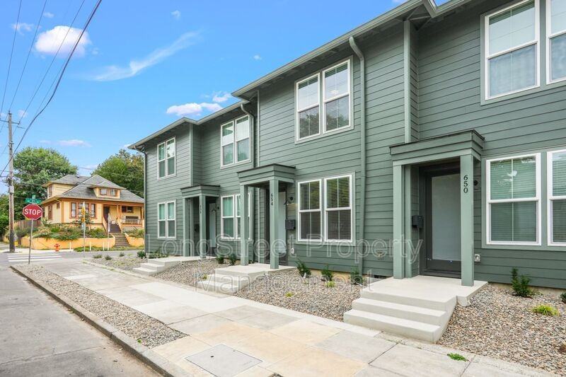 658 Ne Mason St - Photo 2 of 36