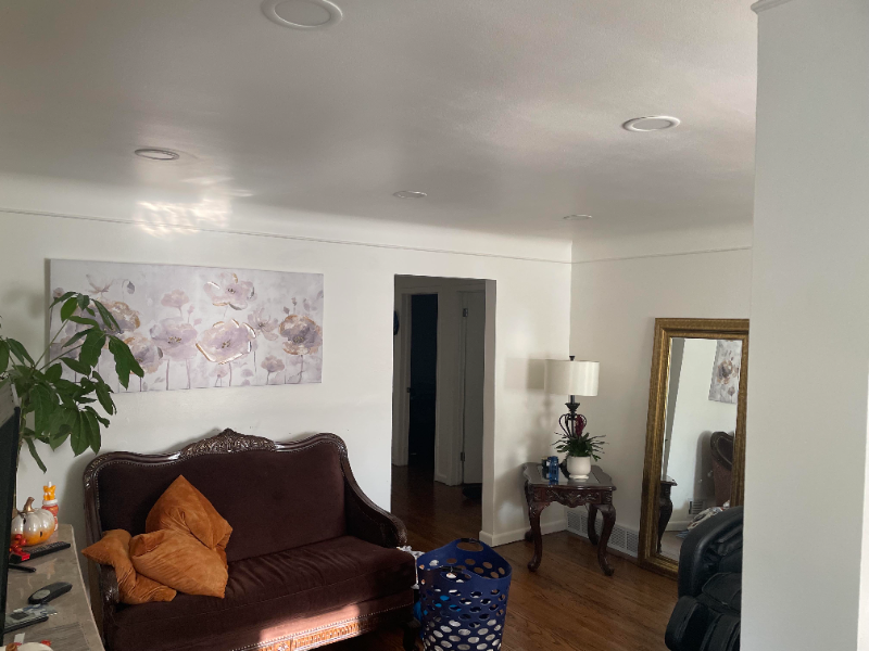 27637 Cambridge St - Photo 2 of 17