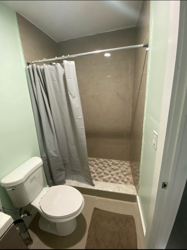 20526 Nw 18th Ave #1 - Photo 3 of 9