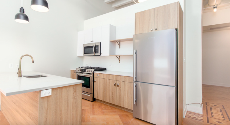 40 W Adams St - Photo 2 of 8