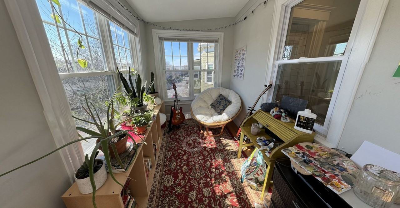 305 Highland Ave #4 - Photo 4 of 7