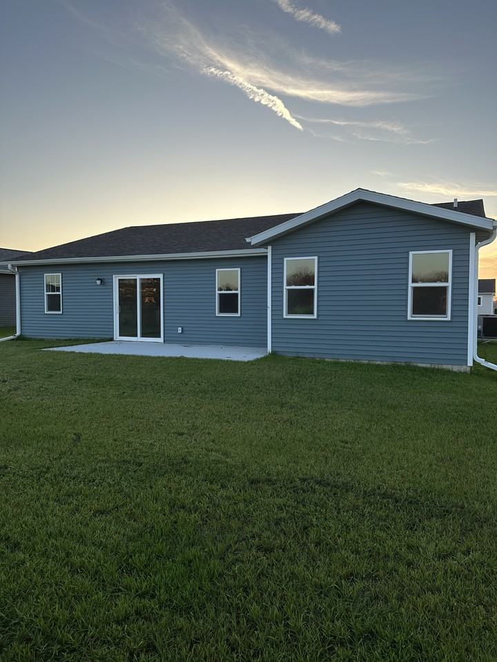 230 N Taft Ave #NA - Photo 2 of 20