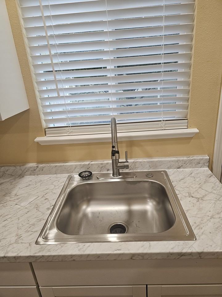 100 Solano Drive - Photo 3 of 10