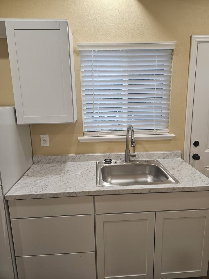 100 Solano Drive - Photo 6 of 10