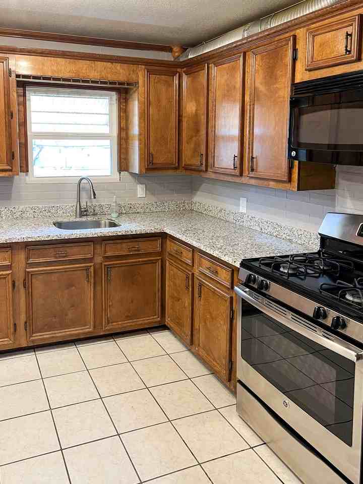 Palmetto St - Photo 6 of 18