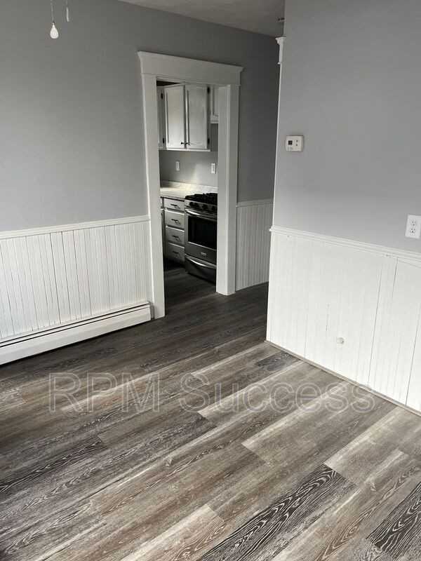 515 Broadway #2 - Photo 3 of 13