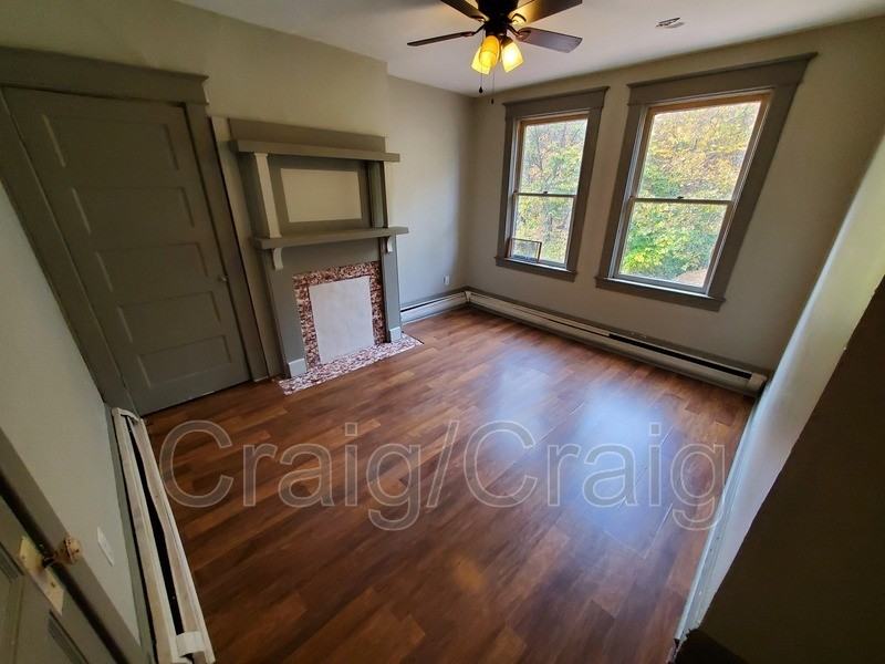 39 Kenmore Ave #3 - Photo 2 of 32