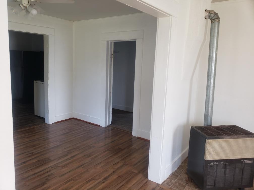 1356 Ne Freemont Ave - Photo 3 of 11