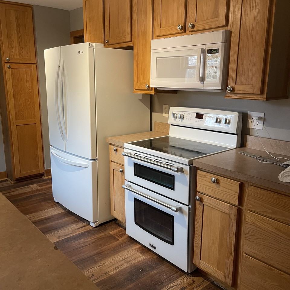 127 Moffet Ave #NA - Photo 3 of 14