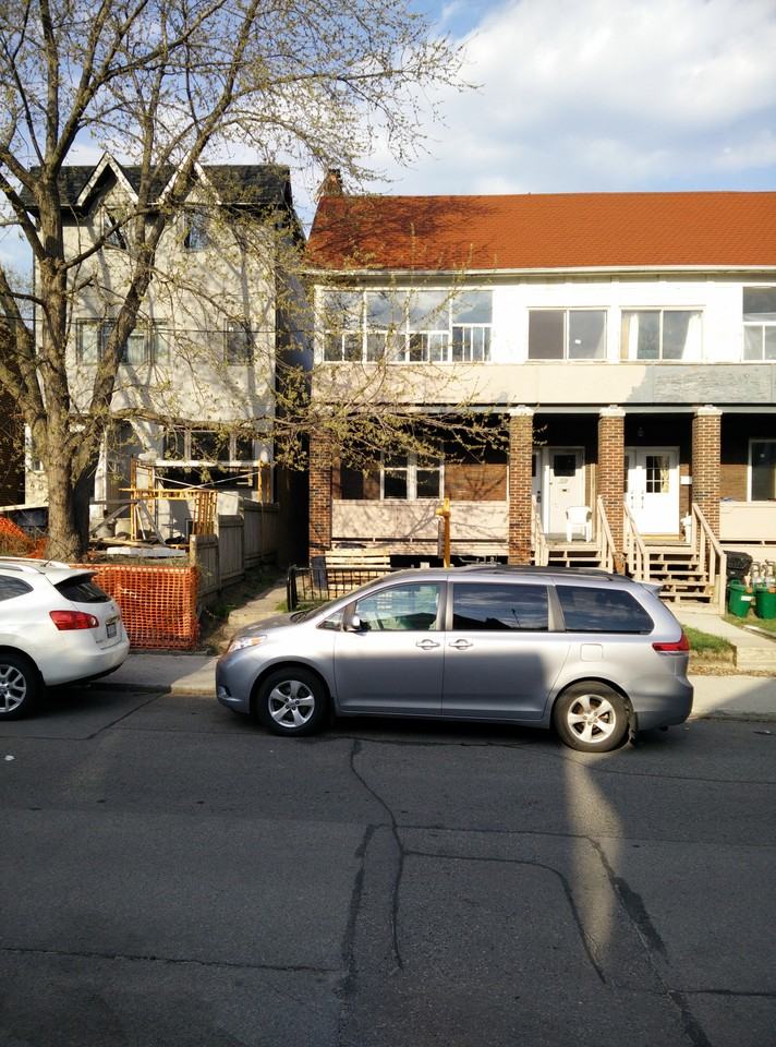 395 Rhodes Avenue #B