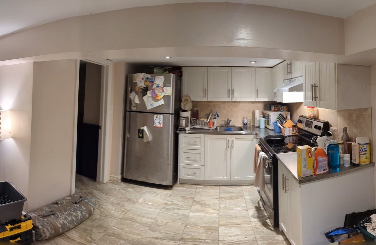 395 Rhodes Avenue #B - Photo 2 of 8