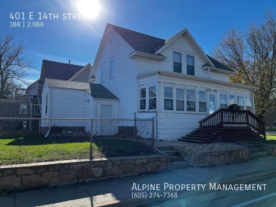401 E 14th St - Photo 2 of 26