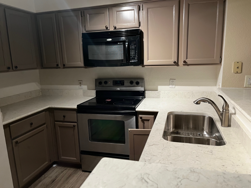 2333 E Southern Ave #1095