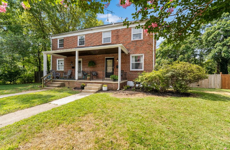 6502 Loch Hill Rd - Photo 3 of 29