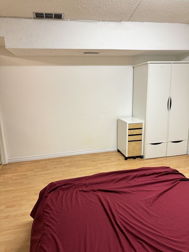 146 East 53rd Avenue - Photo 6 of 10