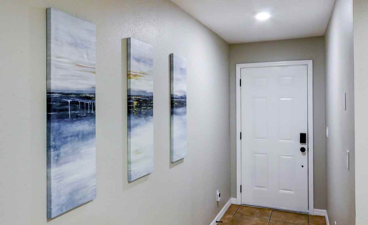 Courtland St - Photo 3 of 10