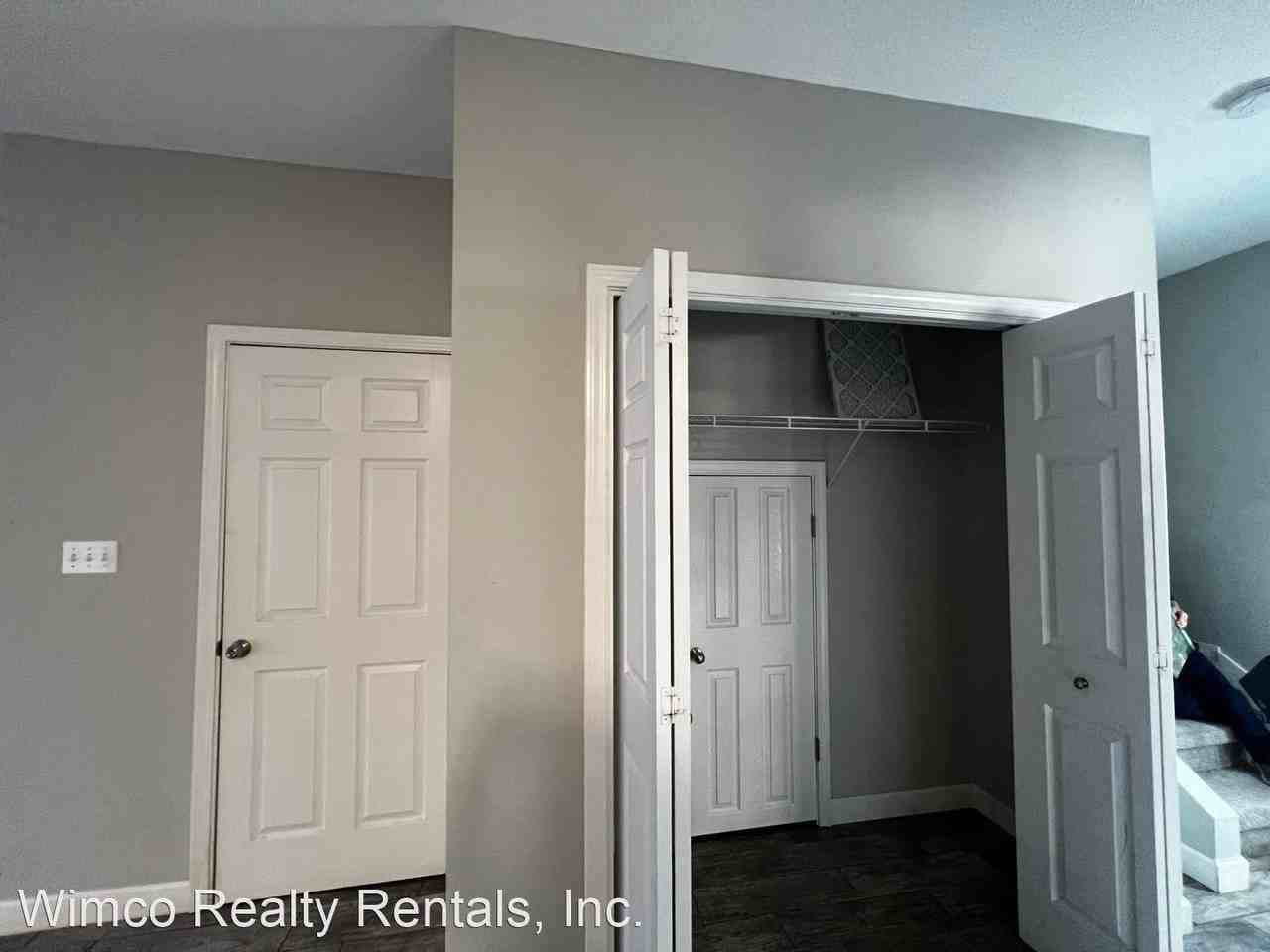 764 Shady St - Photo 2 of 24