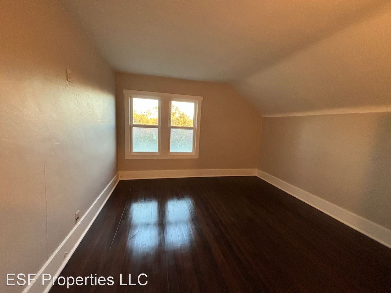 1628 W Palmer Ave - Photo 2 of 5
